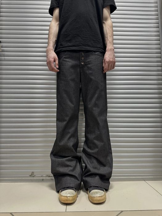 Flared jeans, абсолютно новая