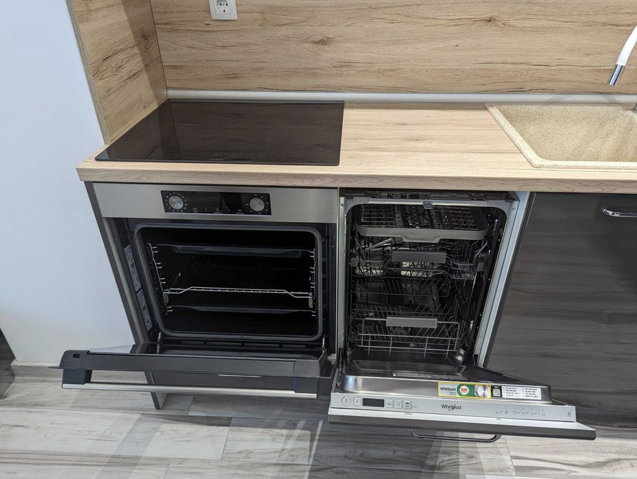 Дава се под наем Двустаен апартамент в Пловдив, Кючук Париж - 65 кв.м за 433.5 € - Снимка #3