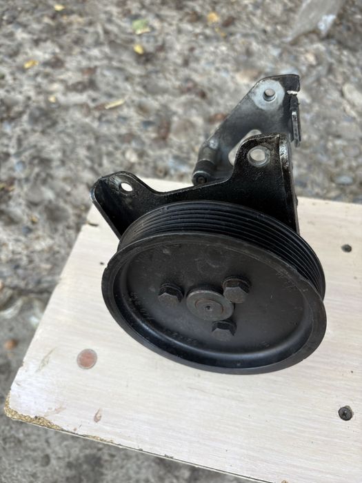 Гур насос бмв е39 е38 м52 привозной