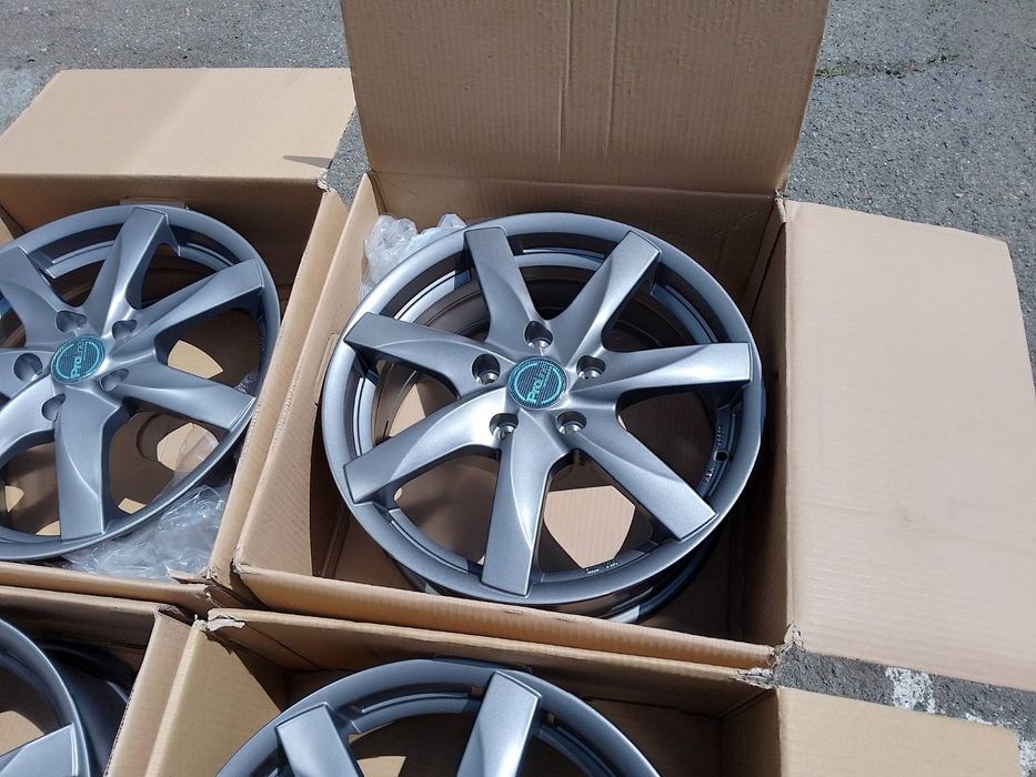 17 цола 5 х 120 мм БМВ / МИНИ - НОВИ