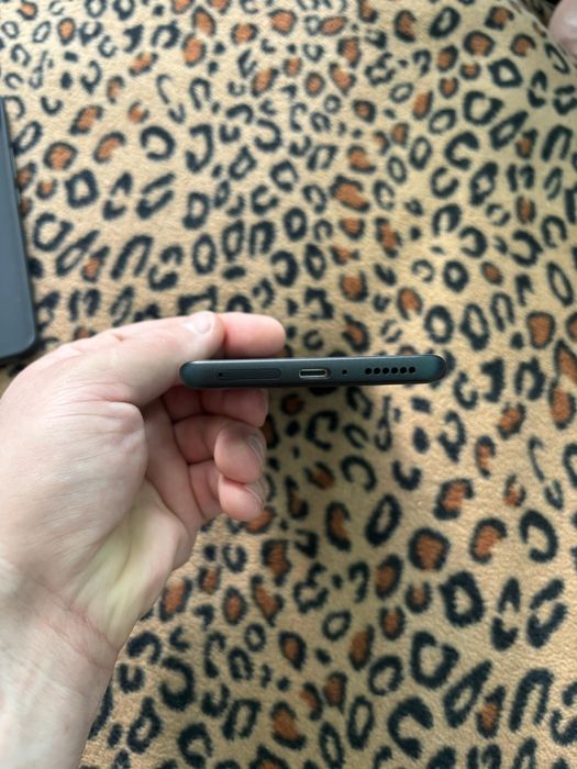 Продам Redmi note 15 6/128