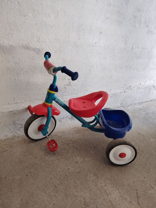 Пренадлежности для детей толокар, коляска, велосипеды