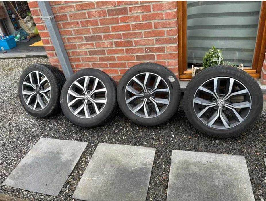 Оригинални 17-ски Nivelles с летни гуми за VW Passat B8