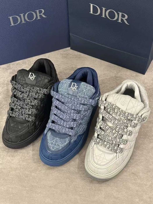 adidași#voiaj #colecta Cadou
#lux #Afaceri #pantof #Dior #Nike #Adidas