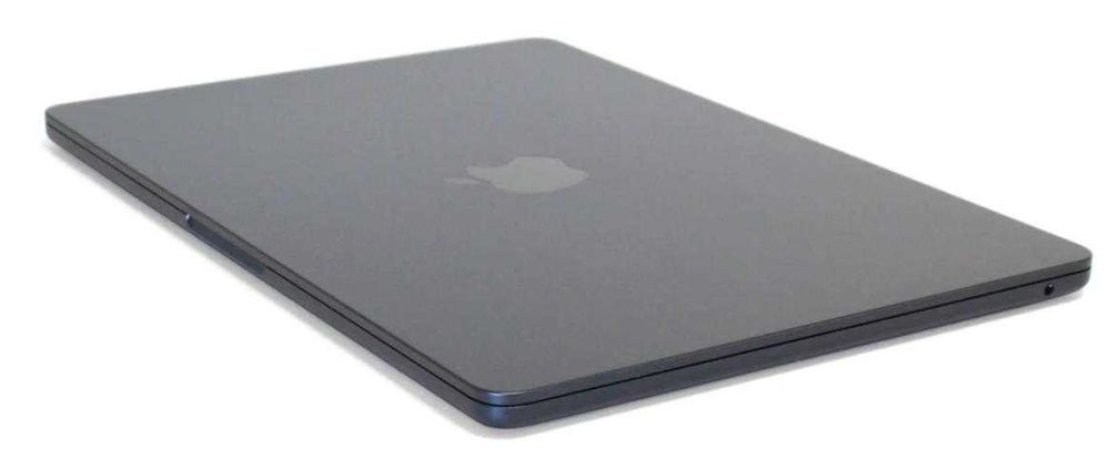 Macbook air m2 13.6 97%