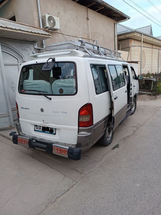 Истина микроавтобуса сотлади