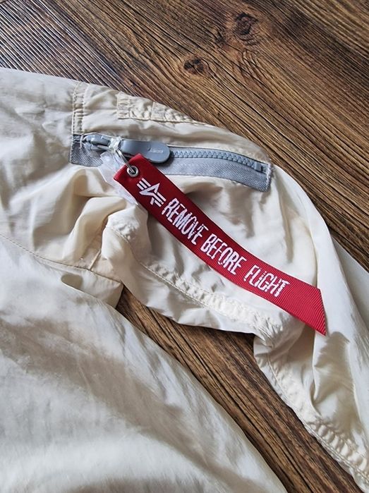 Страхотно мъжко тънко пролетно яке ALPHA INDUSTRIES, размер М, ново