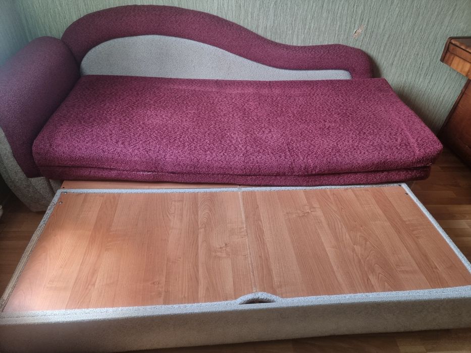 Продам тахту  за 10000