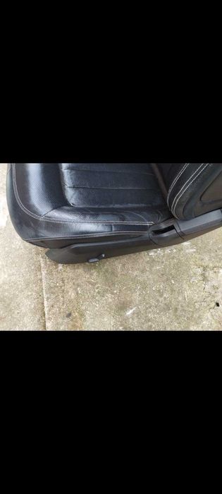 Два салона на Mercedes CLS W218 Перфектни