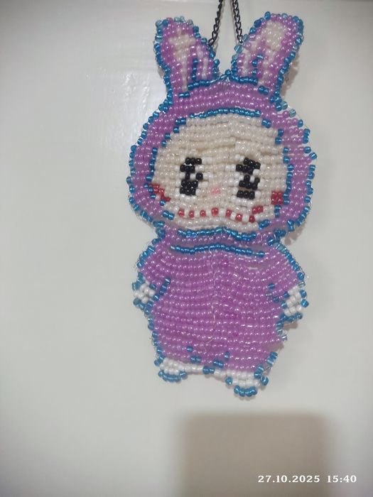 Подвески из бисера.