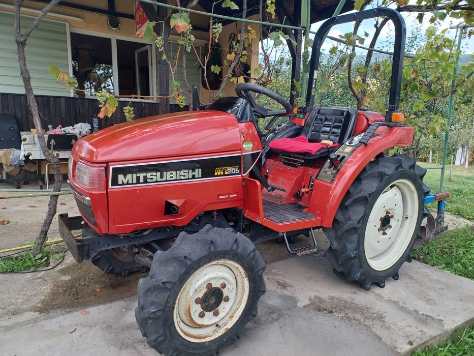 Трактор  Mitsubishi МТ 25 4х4