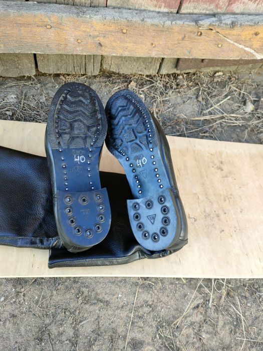Продам новые сапоги яловые