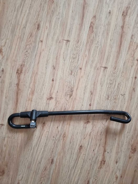 Устройство ( бастун) за заключване на волан