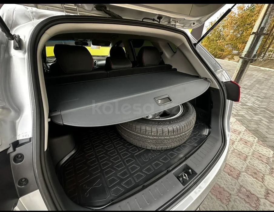Продам автомобиль JAC S5