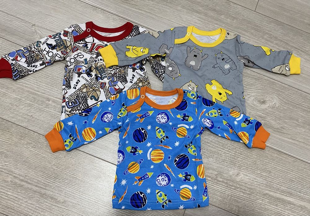 3 кофточки на маленького ребеночка до 6 месяцев