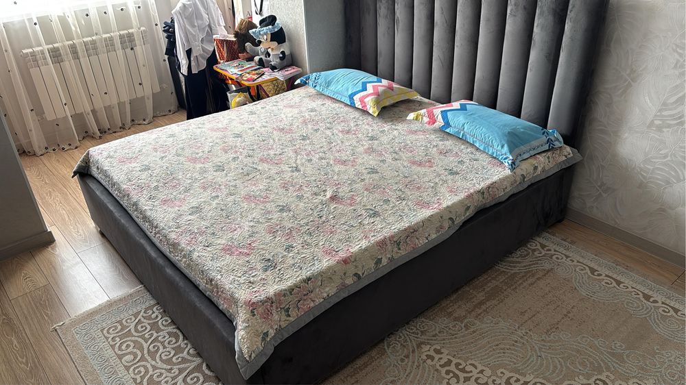 Диван б/у продам