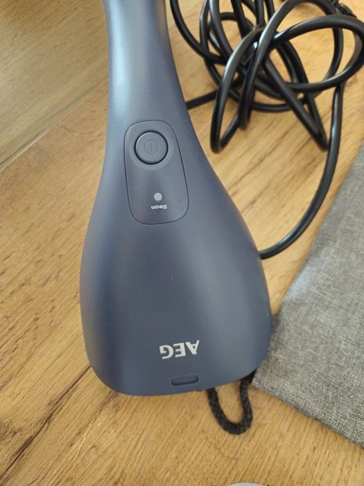 Уред за гладене с пара AEG HS7-2-6UG