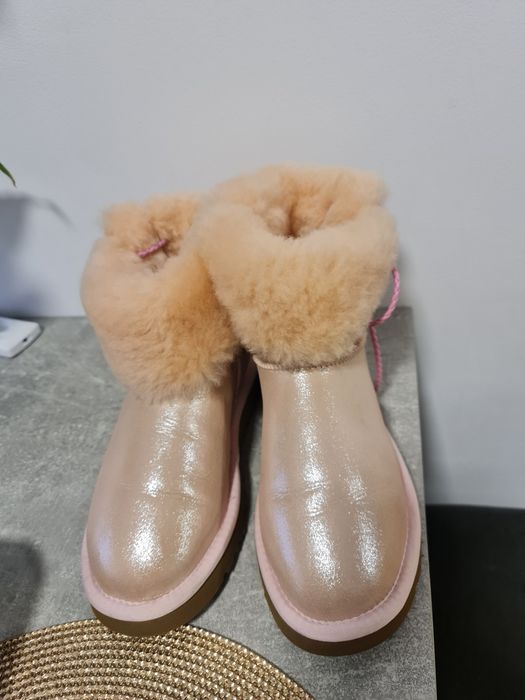Ugg roz originale