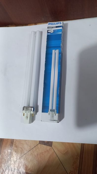 Продам Лампочку  Филипп Для Настольной Лампы