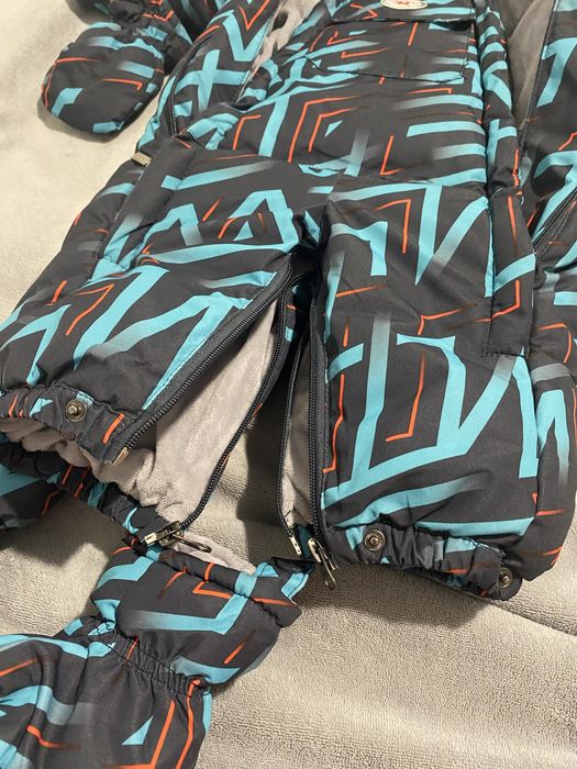 Продам комбинезон зимний