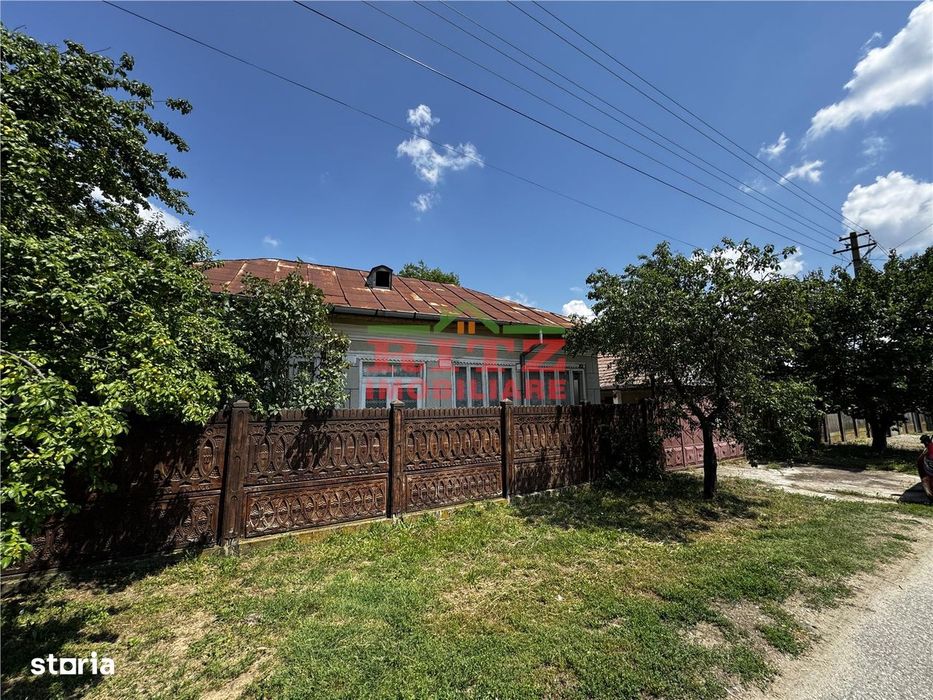 Nou! Casa+teren S=2437 mp, D=23 ml, Osica de Sus!