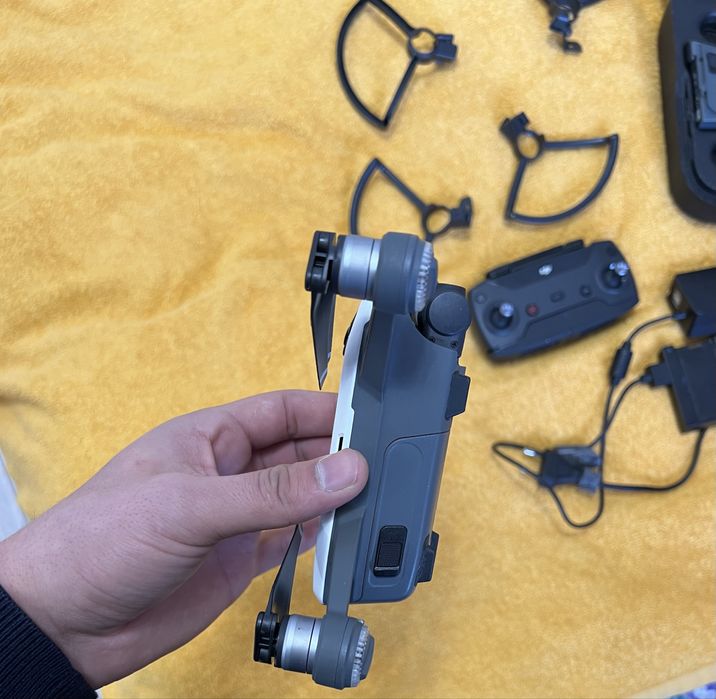 Дрон dji spark комплект