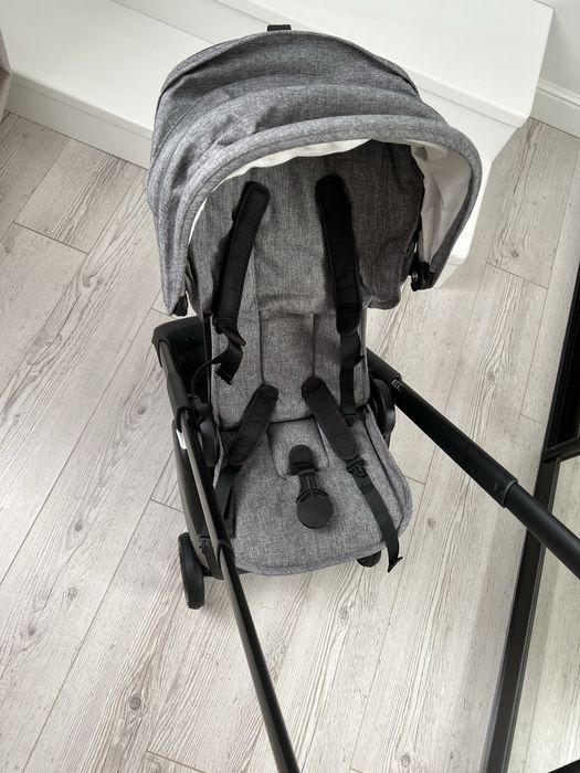 Продам коляску в отличном состоянии