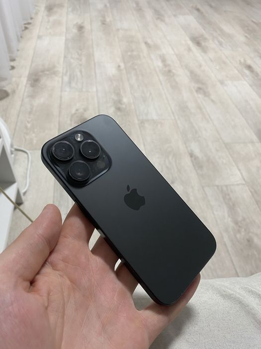 Продам, iphone 15 pro