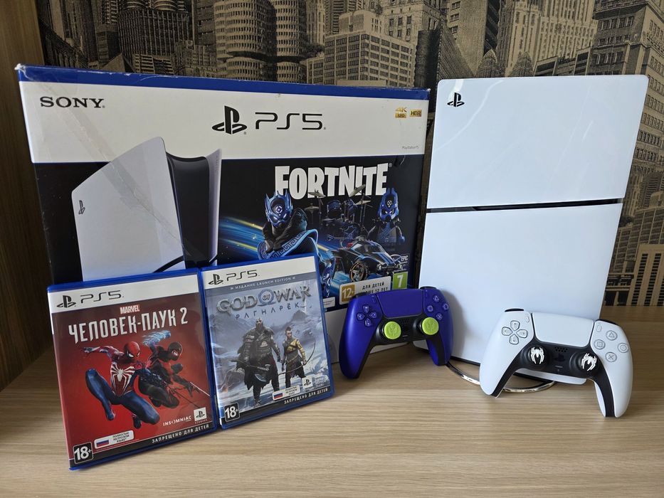 Playstation 5 Slim (PS5)