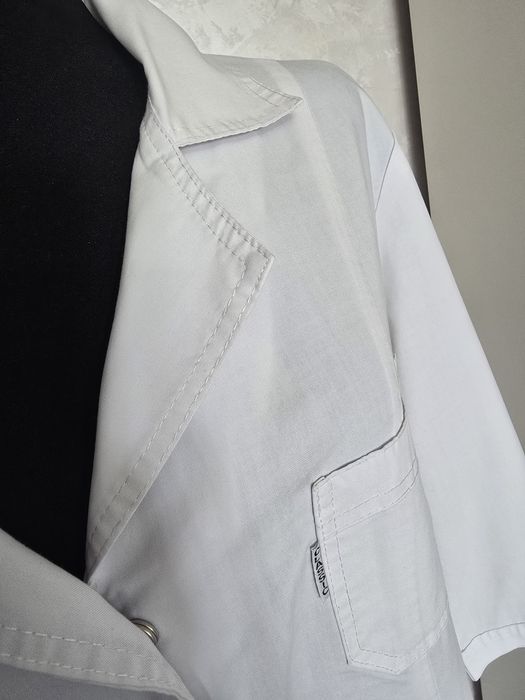 Продам мед халат 3000