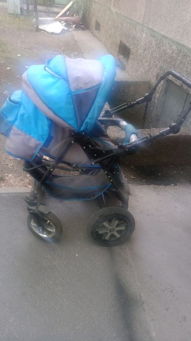 Продам коляску в хорошем состоянии