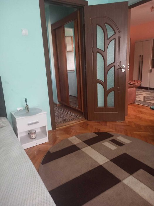 Apartament de închiriat