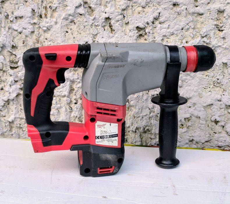 Акумулаторен перфоратор MILWAUKEE HD18HX  SOLO