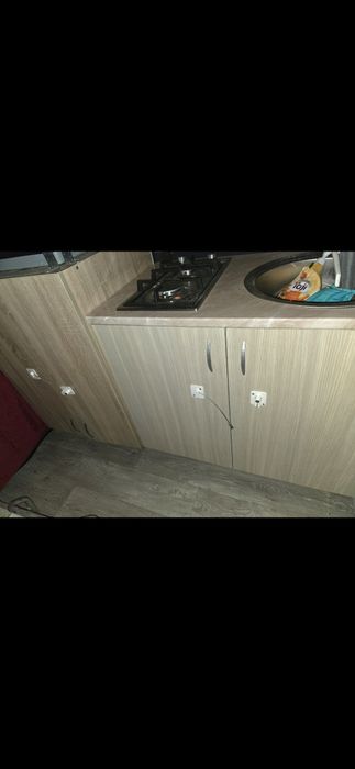 Vând  Renault master duba camper autorulota schimb rulotă dubă locuri