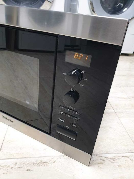 17L - 600мм - Miele M8160 Микровълнова Фурна за Вграждане