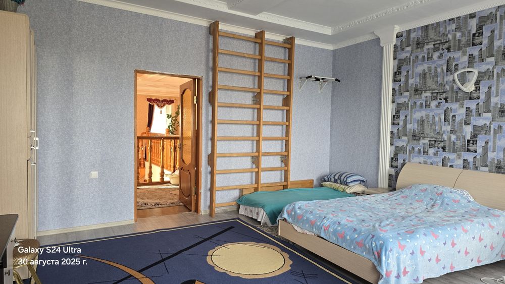 Продам коттедж 700 кв м