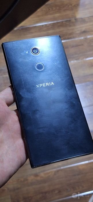 Sony Xperia XA2 Plus sotiladi srochno!
