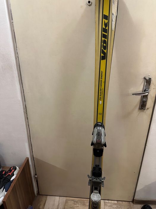 Ски Volkl carver p50 2002 модел