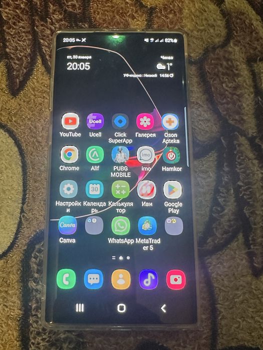 Продам оригинальный Samsung Galaxy Note 10 Plus.