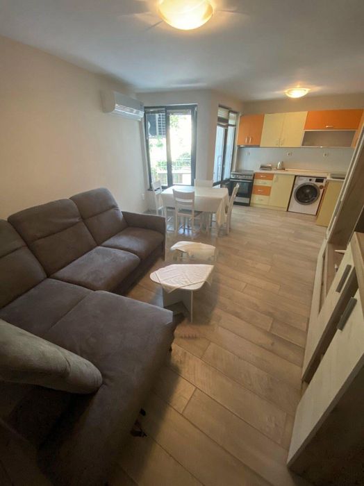 Дава се под наем Двустаен апартамент в Бургас, Център - 60 кв.м за 498.27 € - Снимка #4