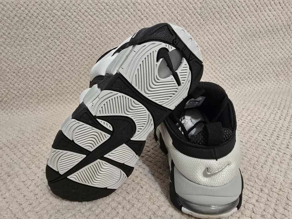 Nike uptempo nr 36 int 22,5 cm preț 350 lei
