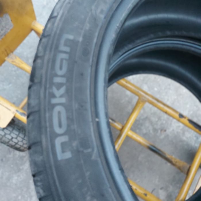 235/45/18"Nokian 2бр.гуми
