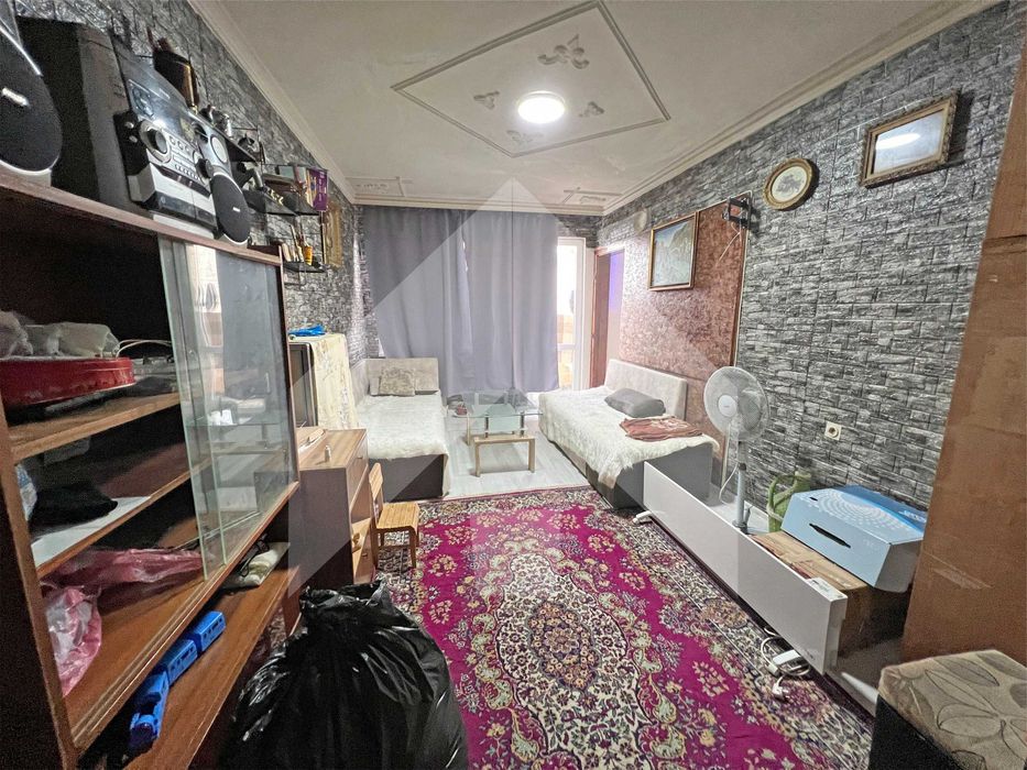 Продава се апартамент (4+1) 100 кв.м. в гр. Каспичан. Център!