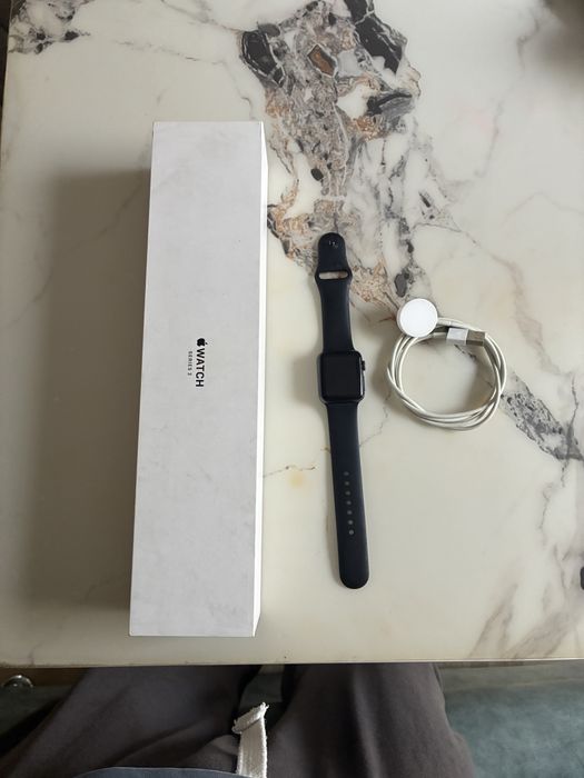 Apple Watch Series 3 38 мм