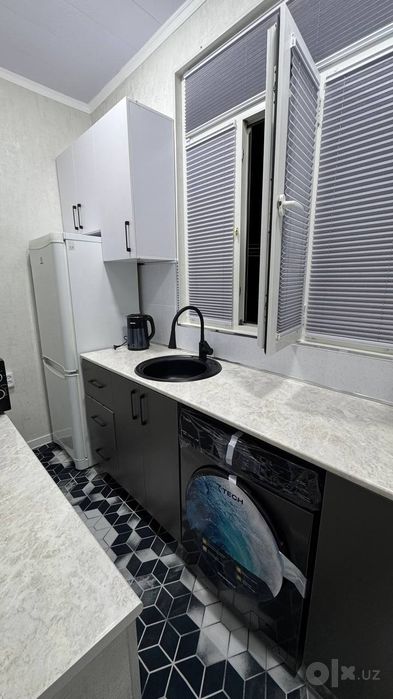 Продаю 1-комнату 21м2. Яшнабадский р-он Авиасозлар-3. 3-этаж 4-этажном