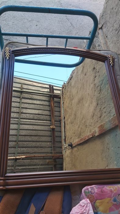 Продам  большое  зеркало