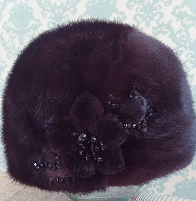 Норковая шапка.                                                      .