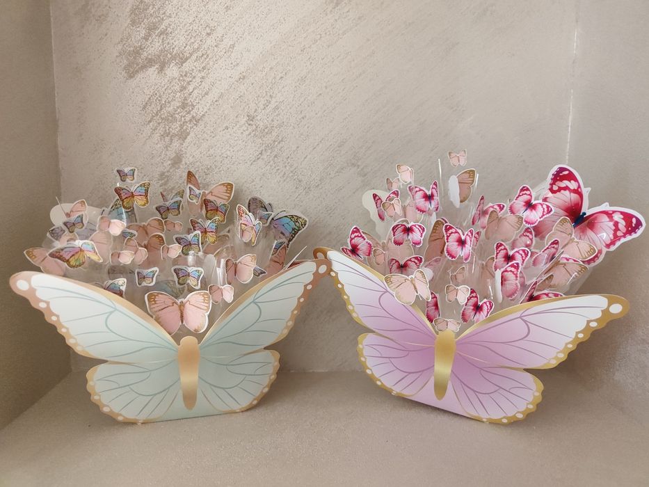 Светещ пеперуден букет