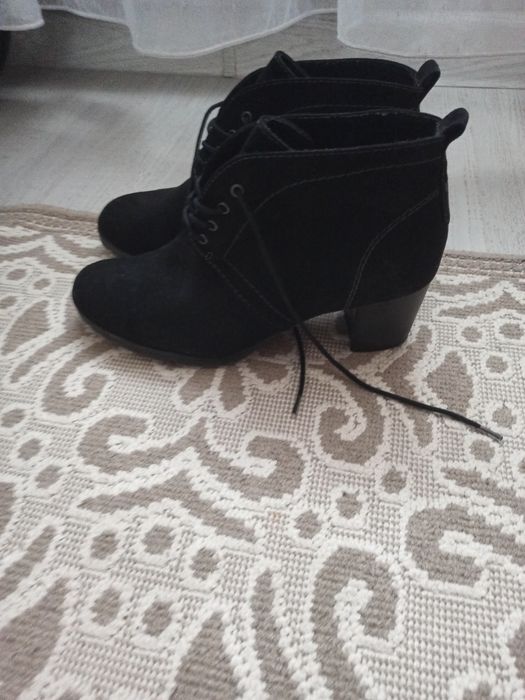 Осенние ботильоны  на шнурках