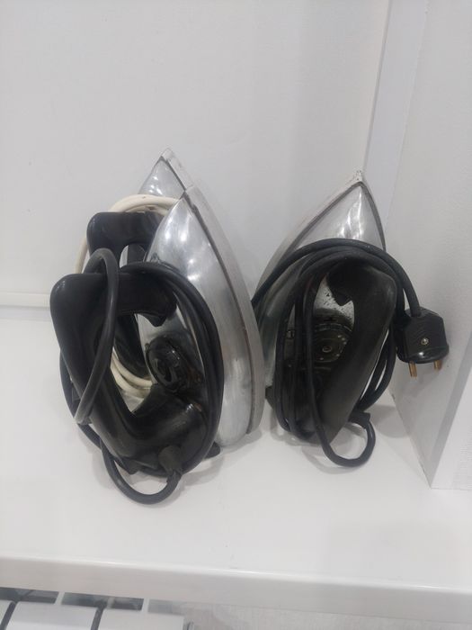 Продаётся утюги.